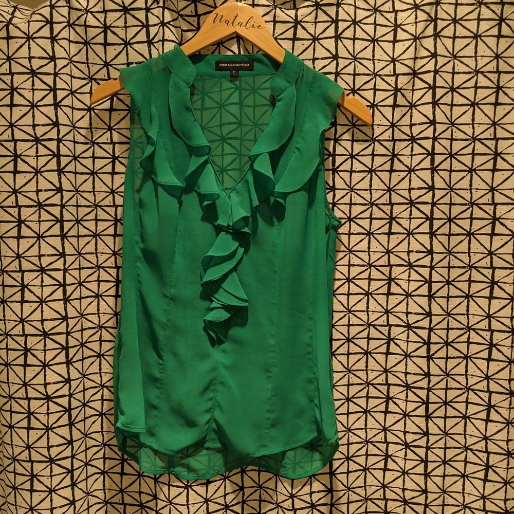 3/25💥Sheer Ruffle Sleeveless Top | (Express) Sz M